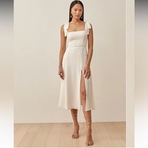 Elegant White Tie-Shoulder Midi Dress